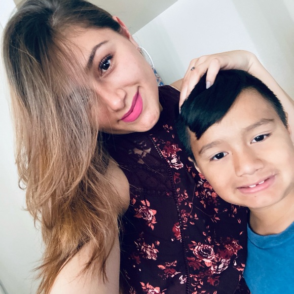 Meet your Posher, Kelly - Picture 4 of 4